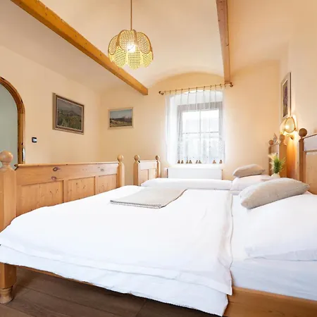 בית נופש Statek U Berku Svaty Jan (Pribram)